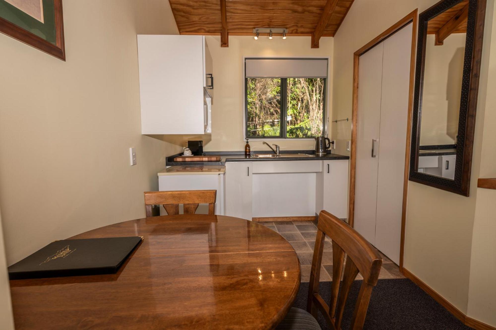 Goldfield Suites Greymouth Oda fotoğraf